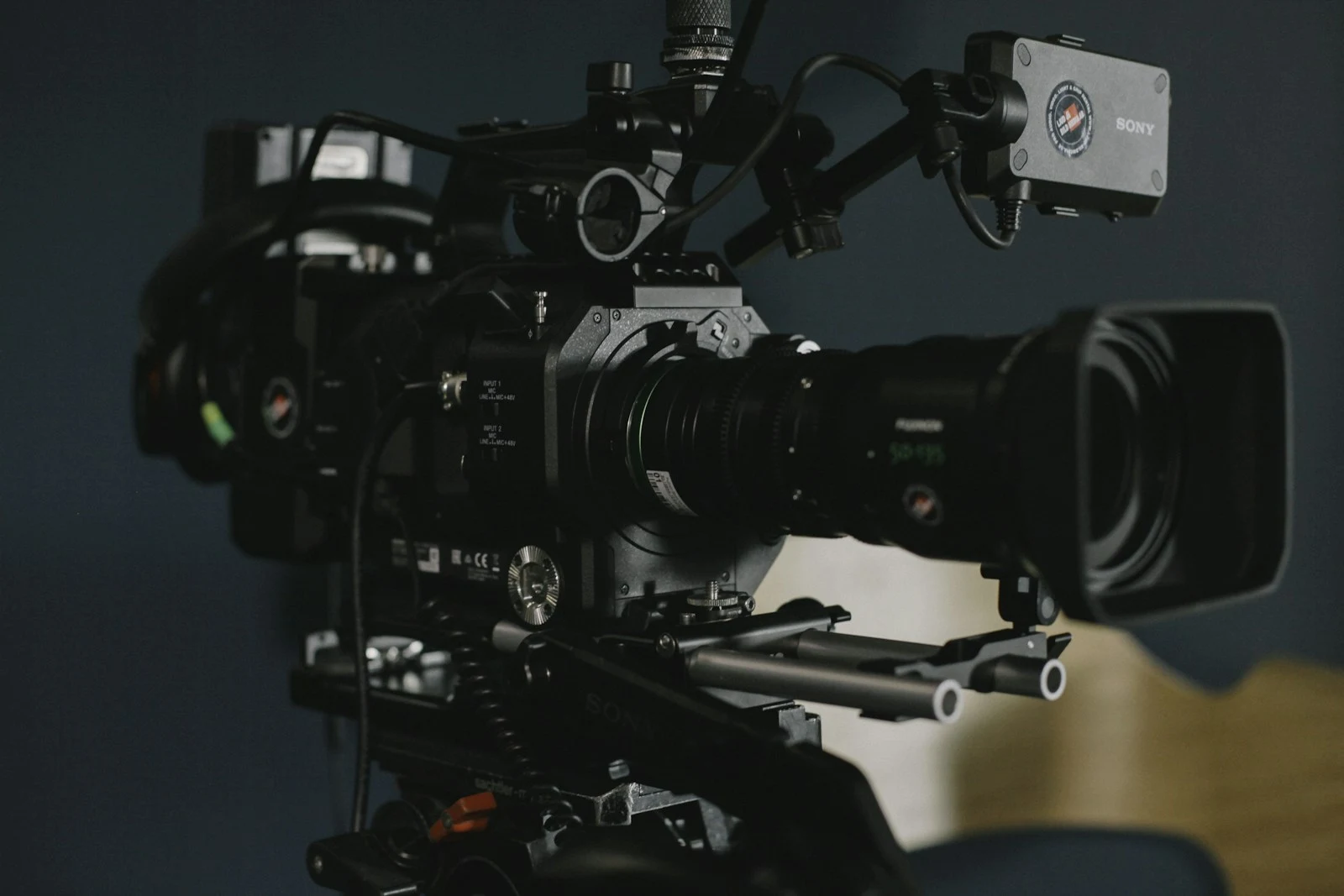 Professional video camera rig